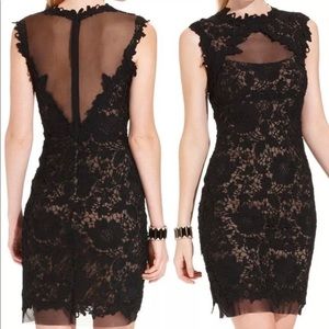 sleeveless lace sheath illusion dress size 14